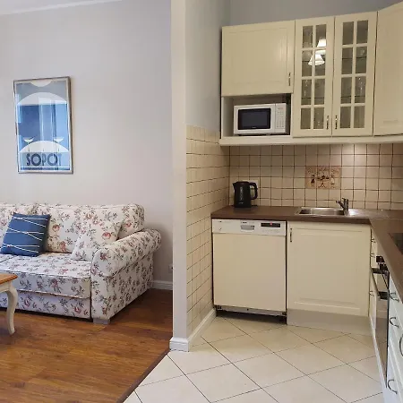 Apartament Z Balkonem I Parkingiem - Bohaterow Monte Cassino 42 * 索波特